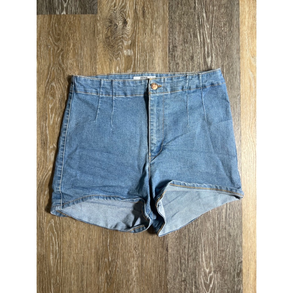 Bershka Denim Shorts Womens Size 10 Blue Excellent High Waisted Darted‎ Front